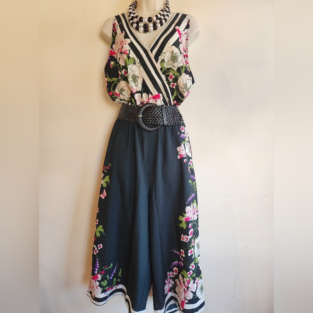 Pre-owned Floral Print Romper XL